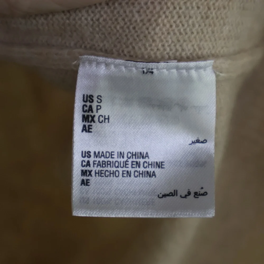 Club Room Luxury V-Neck Cashmere Sweater Small Oatmeal Soft‎ Minimalist Neutral